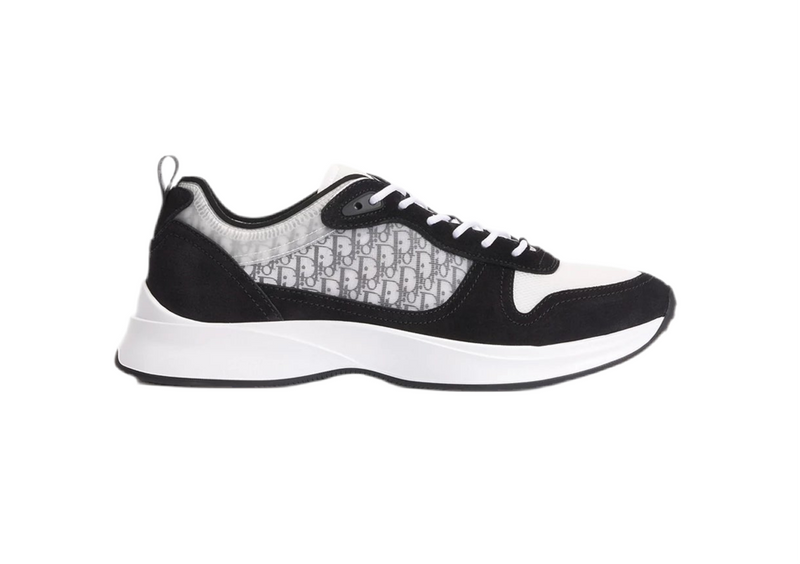 Monogramme white and black